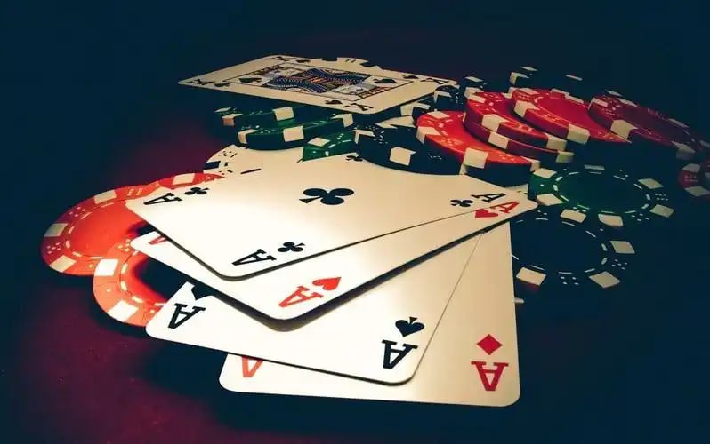 iwebet App Android iOS မြန်မာ မိုဘိုင်း ဂိမ်းကစားမှု
